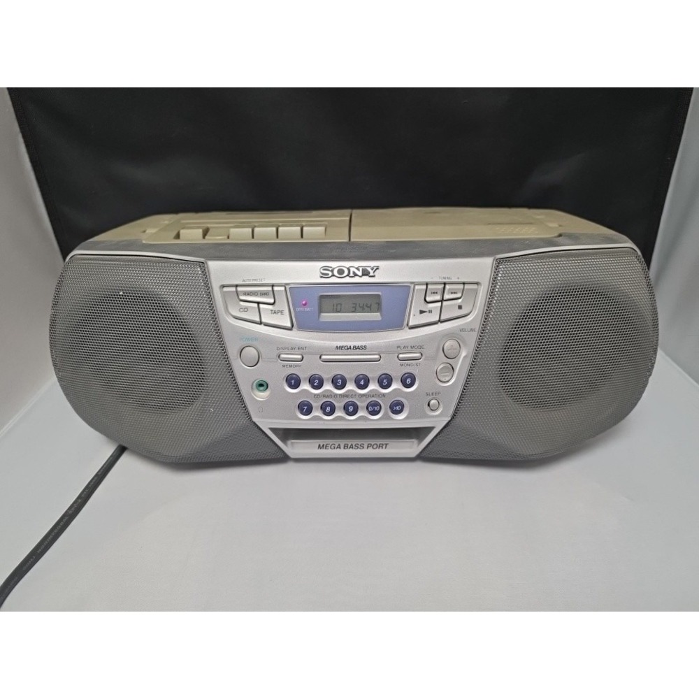 1998 Sony CFD-S22 AM/FM Radio, CD, Cassette Mega Bass Boombox - Tested & Working